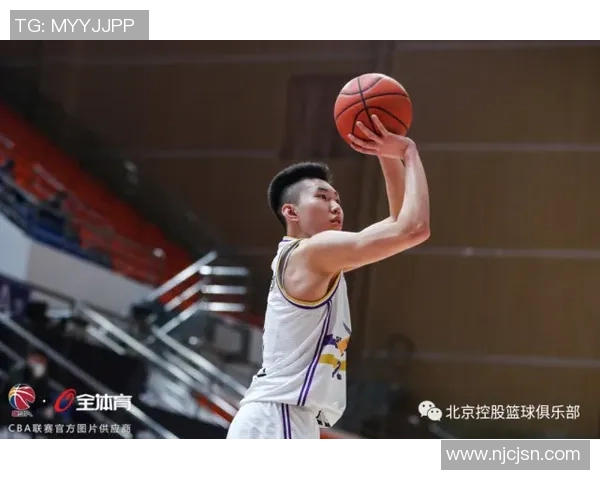 南京篮球队阵地战体系解析与战术创新探讨